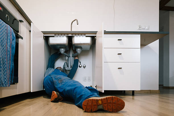 Professional Leak Detection technician working in Castalia, OH